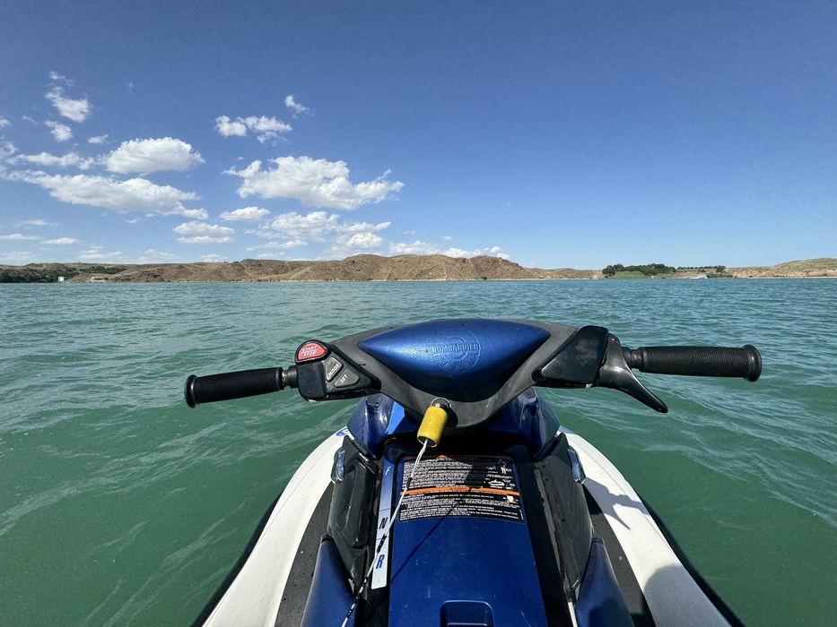 Продам гидроцикл Sea Doo