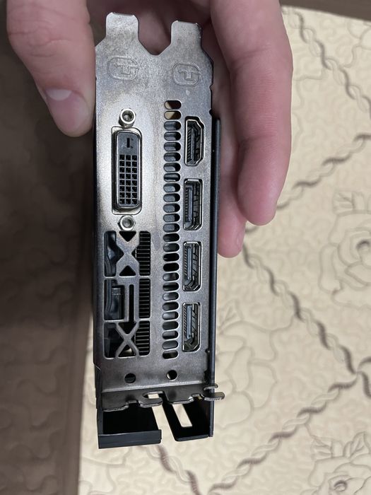 Placa video xfx Rx580 sigiliu