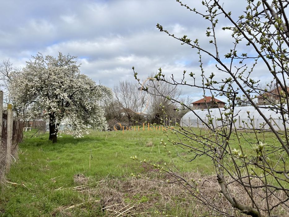 Дворно място с партиди с. Белозем