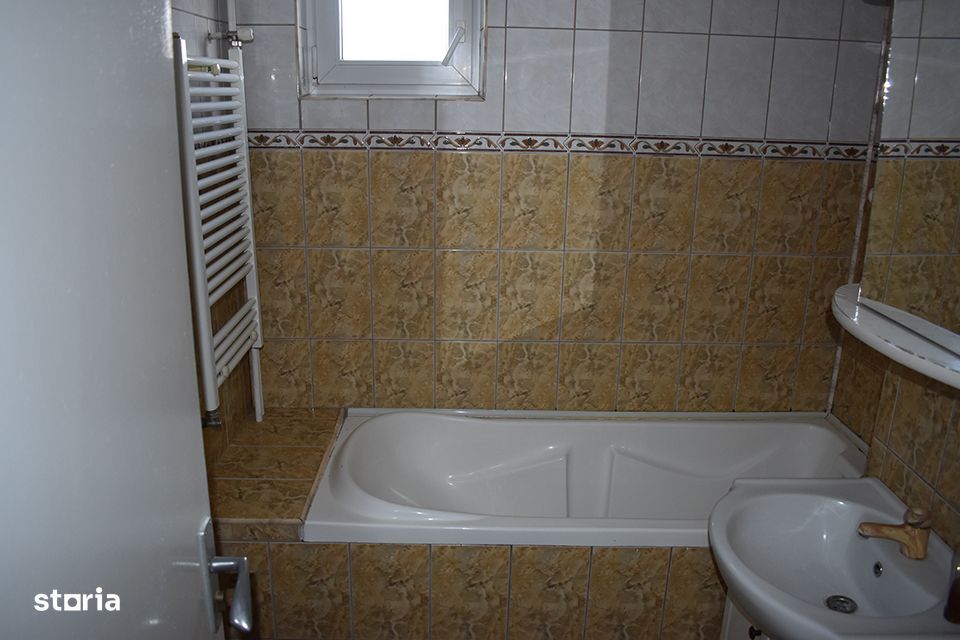Apartament 3 camere de inchiriat Nufarul, Oradea