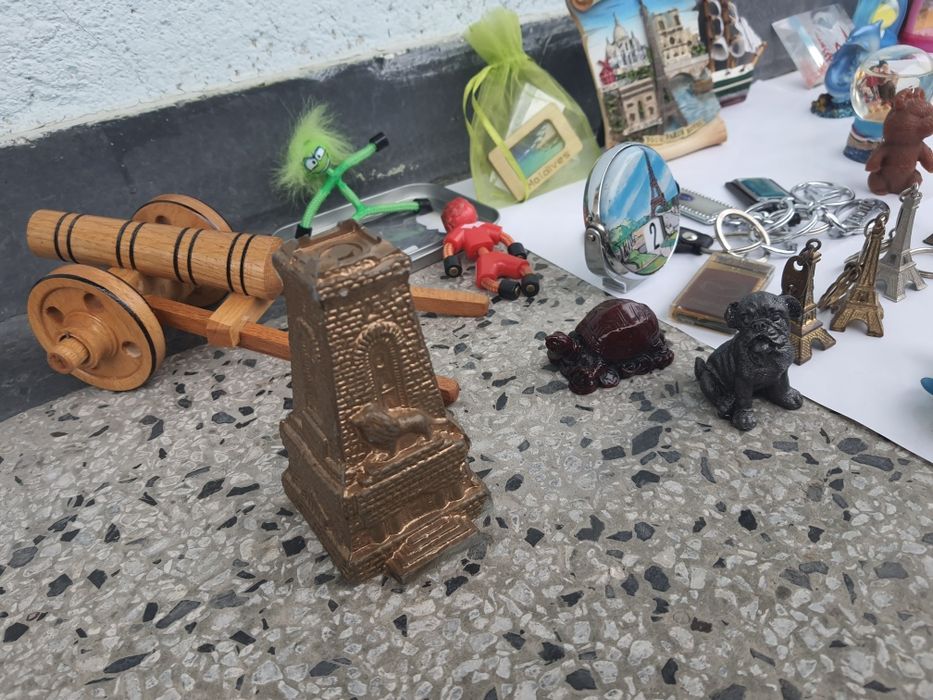 Магно човечета, магнитчета, сувенири, ключодържатели