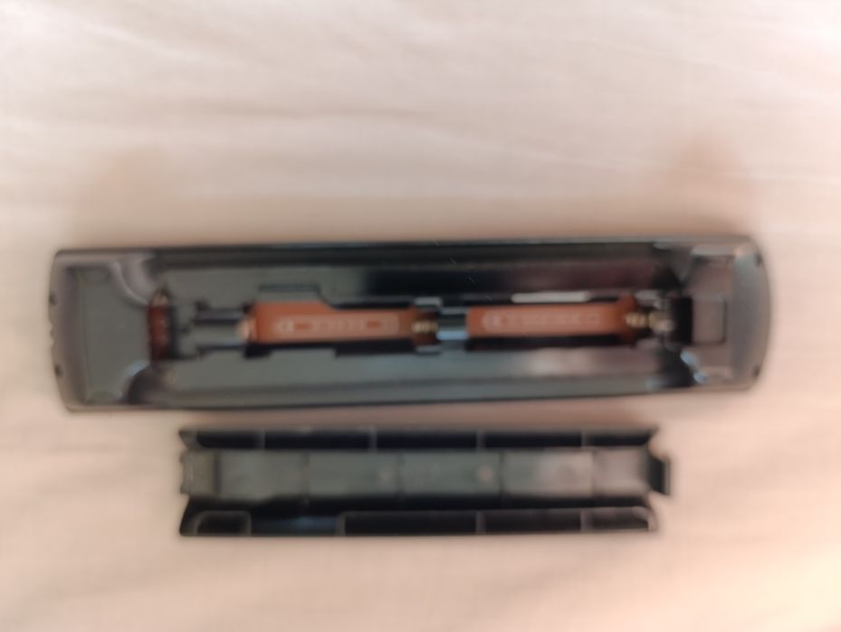 Продавам дистанционно управление за телевизор