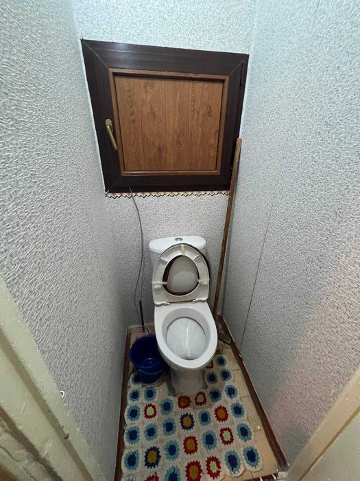 Чиланзар 21 квартал Магазин Идеал
1/4/4
Кирпич 1.5/3 ўрта ремонт 33 м²