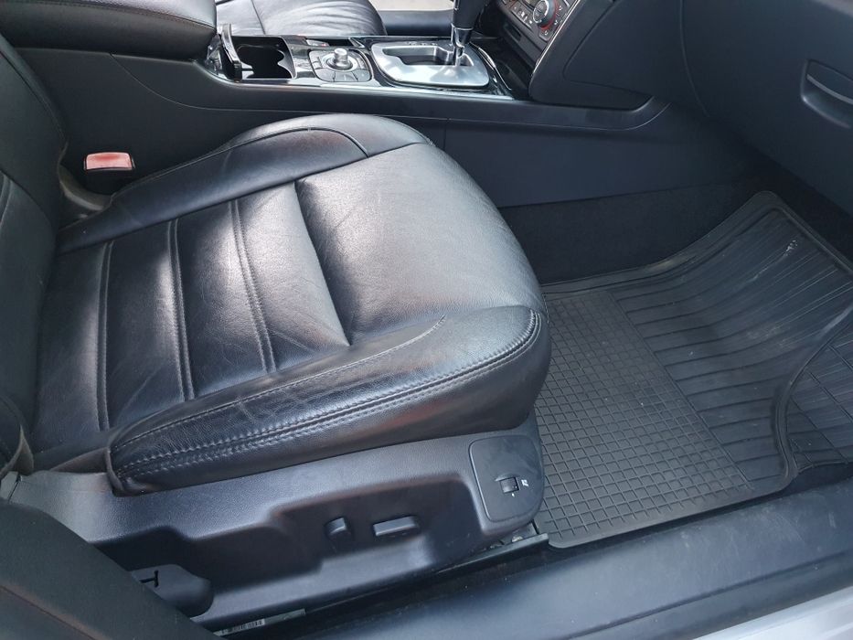 Renault Latitude Initiale Paris 2012 cutie automată