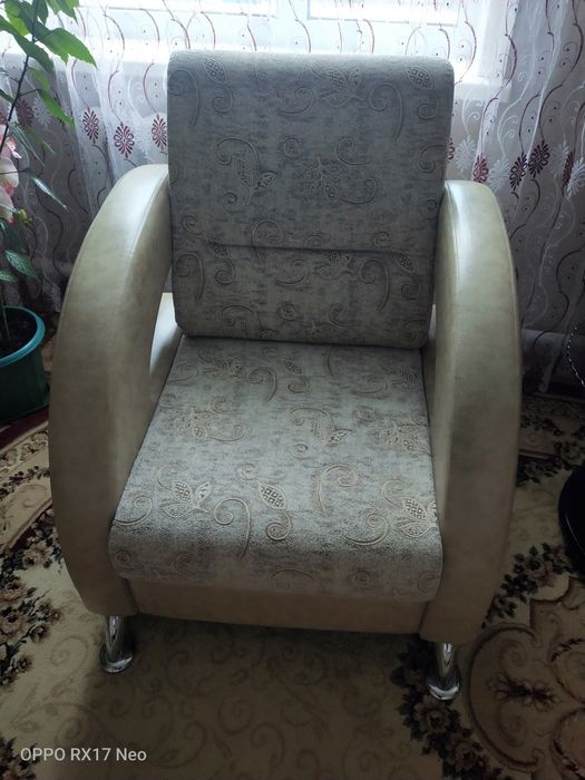 диван книжка и 2 кресла