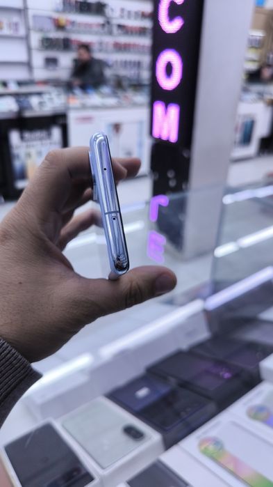 samsung S20 koʻk 8/128 afitsalniy