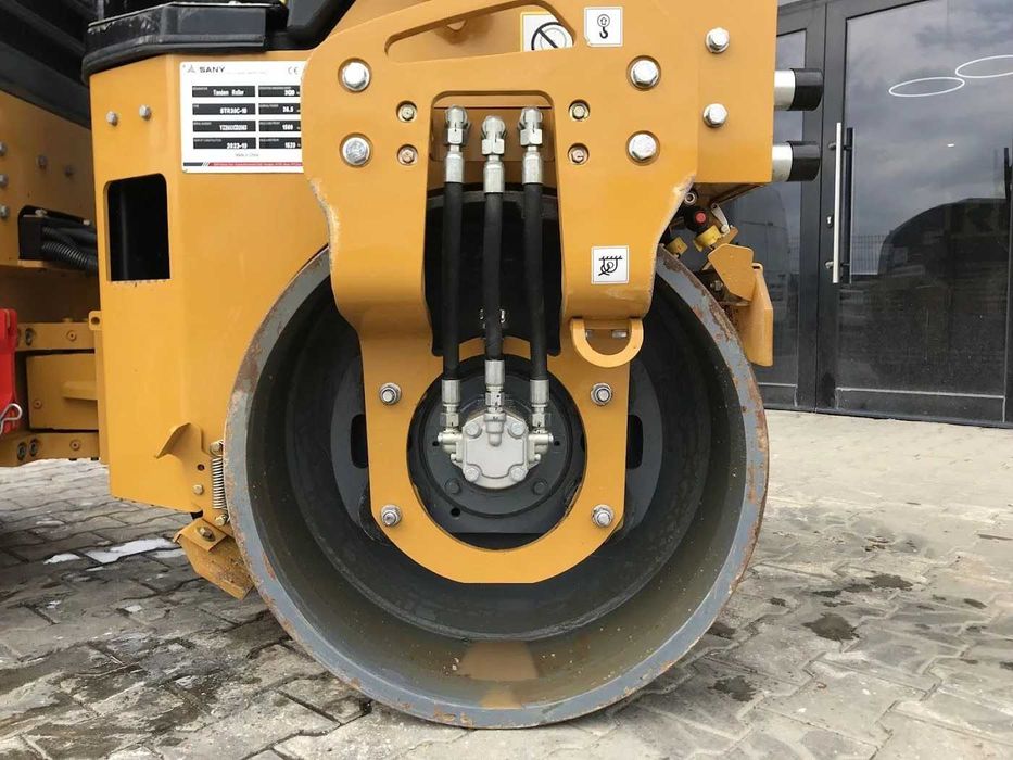 Валяк - двубандажен 3120 кг Sany STR30C-10