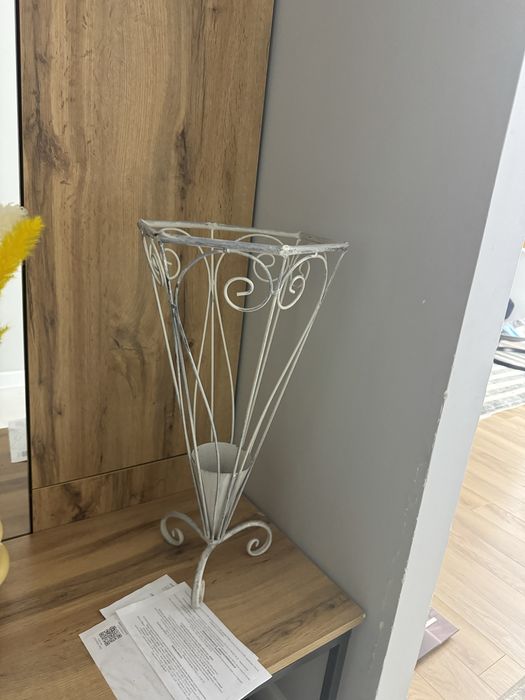 Подставка для зонтов