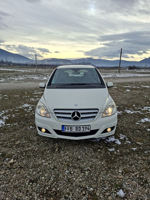 Mercedes B 180 class Automatic .2.0 diesel.fab2010