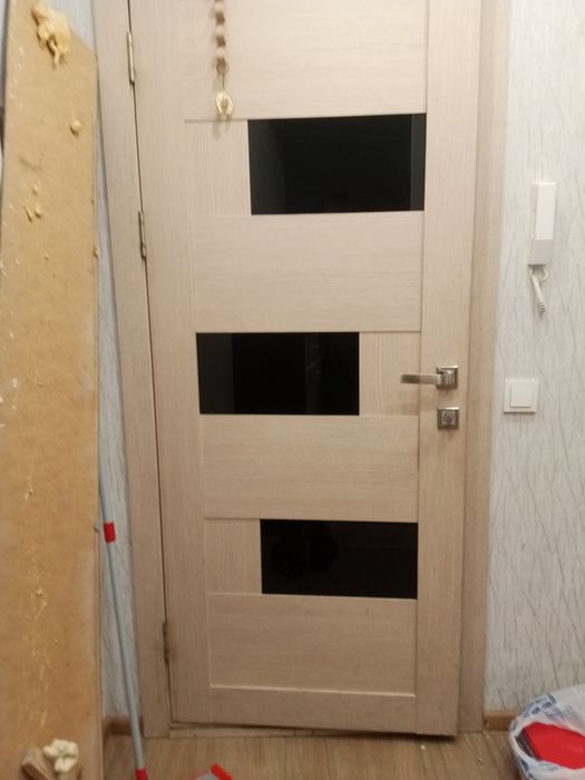 Продам двери бэушные