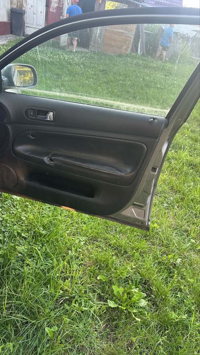 Volkswagen Passat .  PT piese