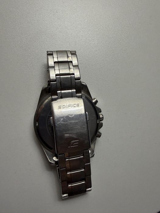 Продам часы Casio Edifice