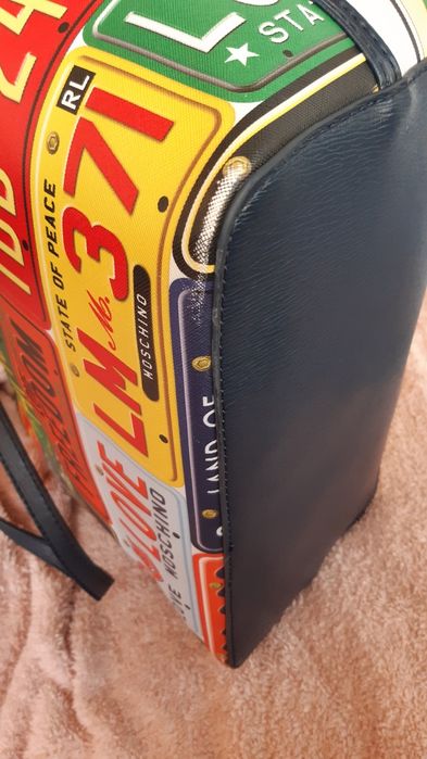 Оригинална чанта Moschino Москино