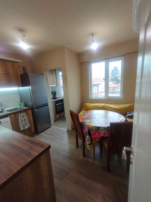 3 Стаен Пазарджик под наем