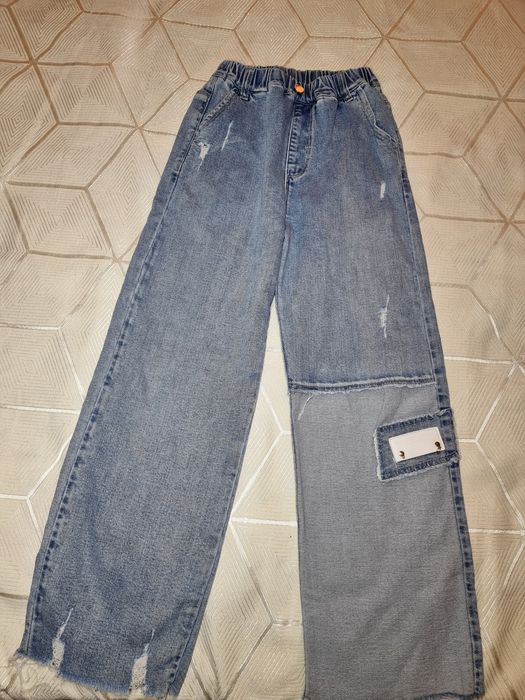 Джинсы на 10-11 лет