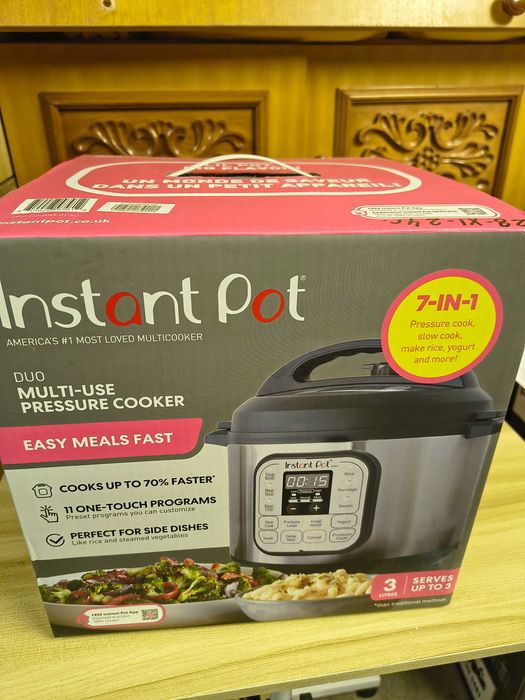 Мултикукър Instant Pot 3L