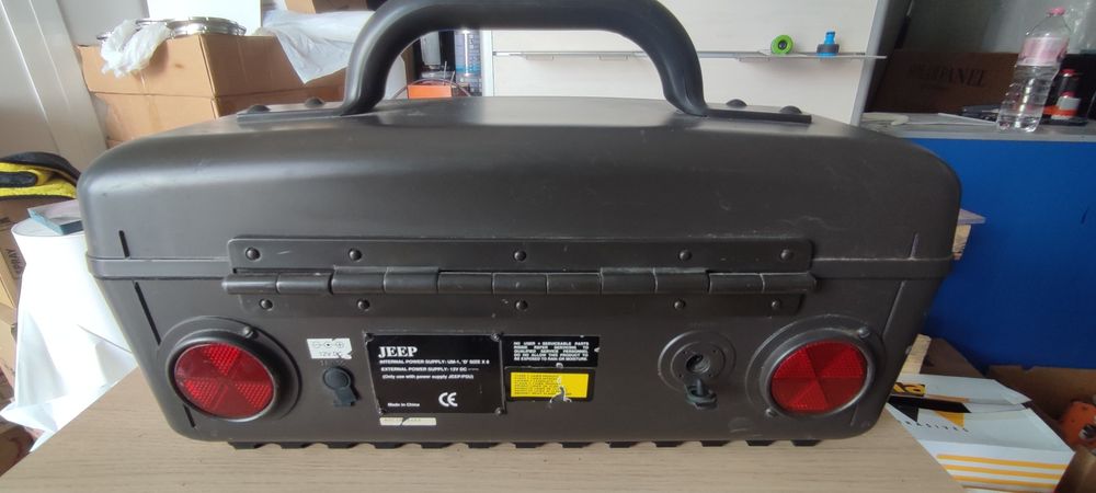 Ретро преносим касетофон и CD плейър Jeep – винтидж аудио система