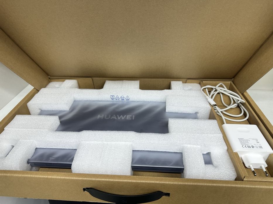 Ноутбук huawei i5 12450H