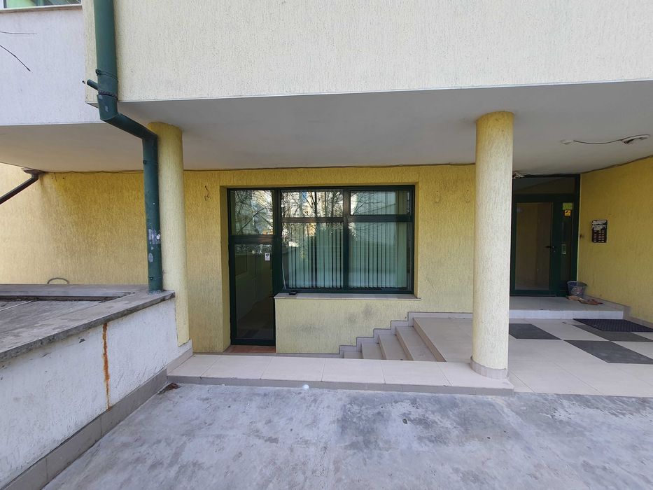 Давам офис под наем