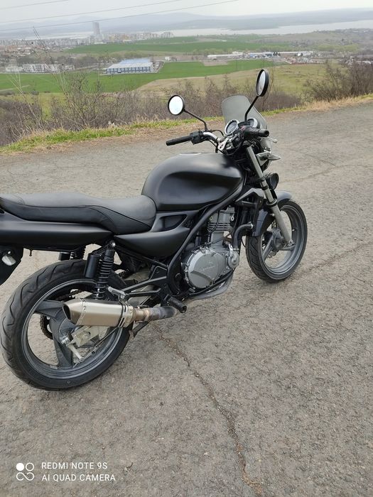 Kawasaki er 5 500