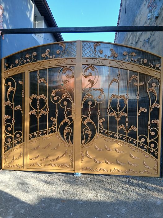 Confecționam la comandă porț,i garduri, balustrade