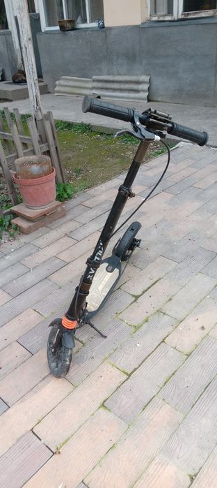 Самокат хороший бу