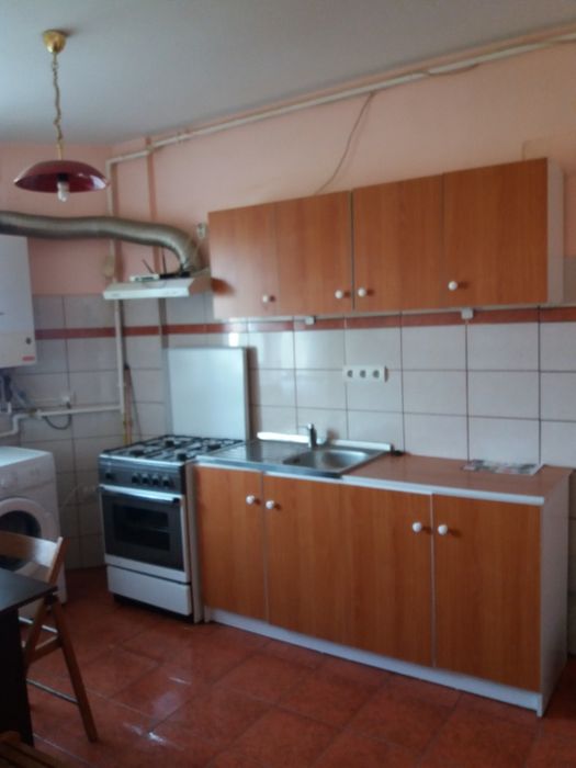 Chirii apartament Floresti