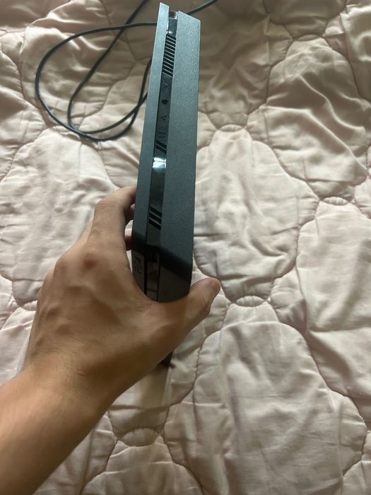 Vand ps 4 slim 500GB