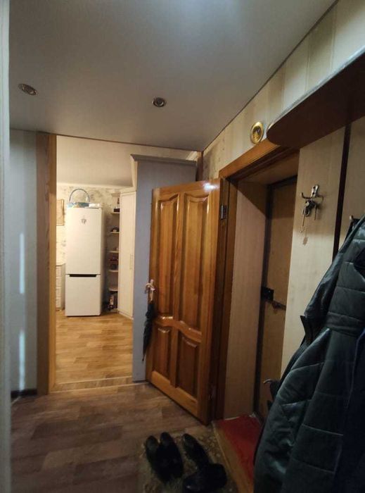 Продам 2-х комн. ул. Камзина, 21