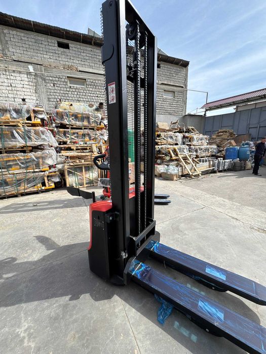 Кара / Штабелёр / Рохля Электрический Штабелёр CDD20J-BRM 2т 3,8м