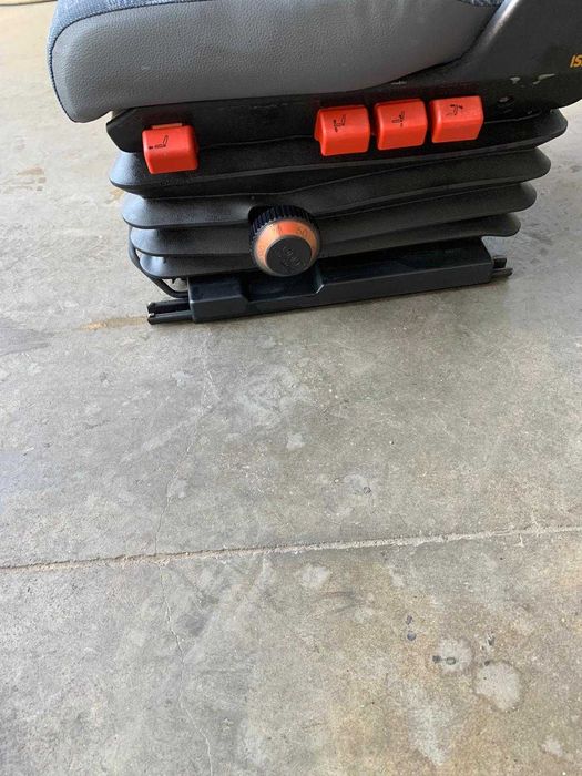 Scaun telescopic pe perna de aer Mercedes Sprinter VW LT an 2000-2006