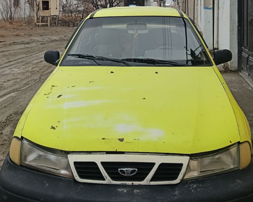 Daewoo nexia srochni sotiladi