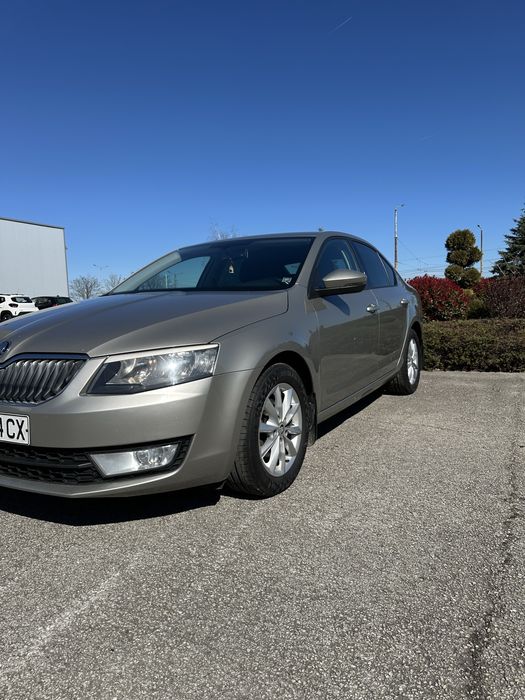 Продавам Skoda Octavia 3