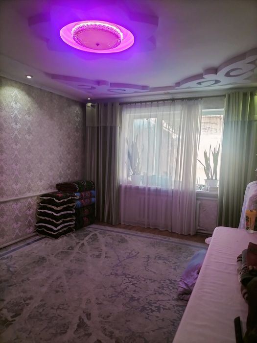 Тез арада қызыл кірпіштен салынған үй сатылады