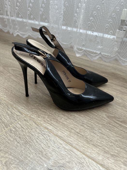 Продам туфли лакированные, 37 р