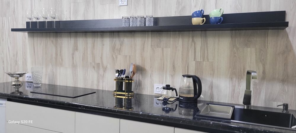 Сдам ЛЮКС  2-ком.квартиру посуточно