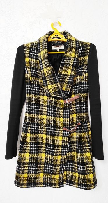 Демисезонная одежда. Пальто пиджак. Продам