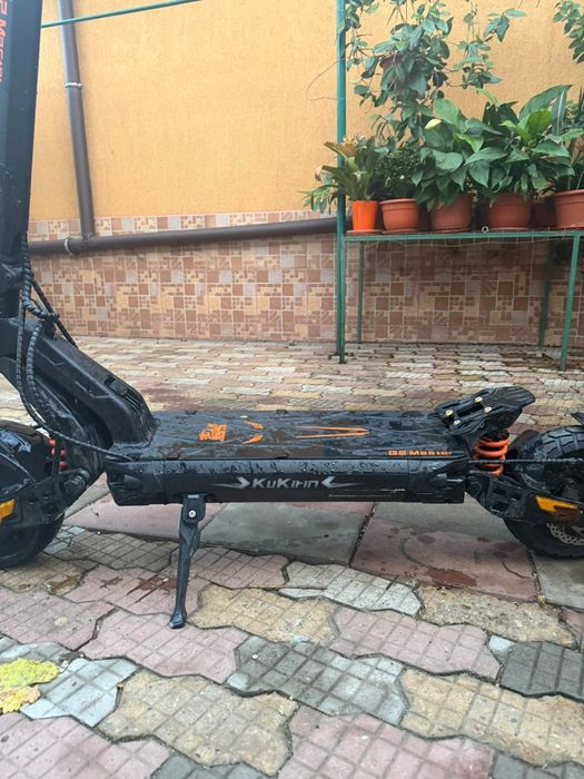 Trotineta kukirin g2 master 2025