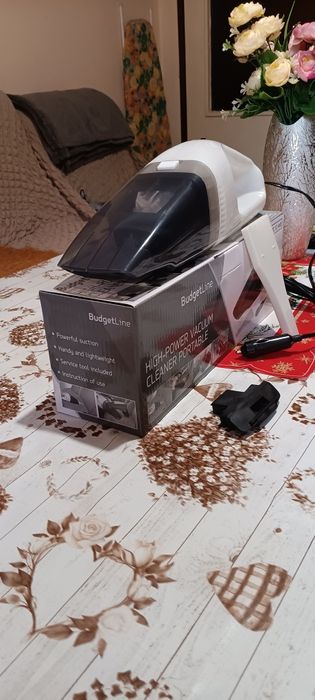 Продавам чисто нова прахосмокачка за кола  12 волта