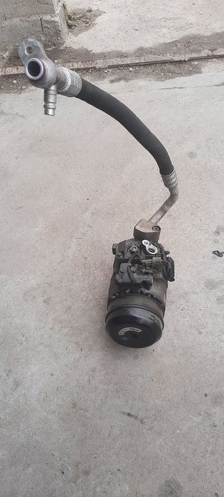 Compresor clima mercedes E CLASS w212  OM 651