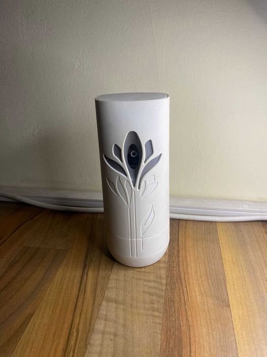 Спешно! 2 броя ароматизатори Air Wick