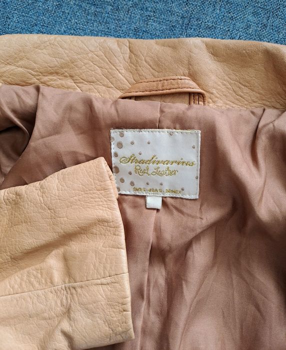 Stradivarius. Geaca piele naturala masura S. Noua