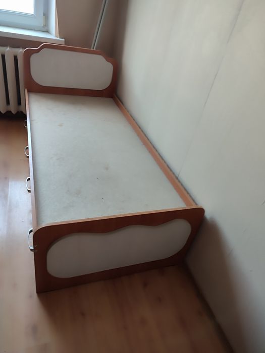 Кровать подростковая