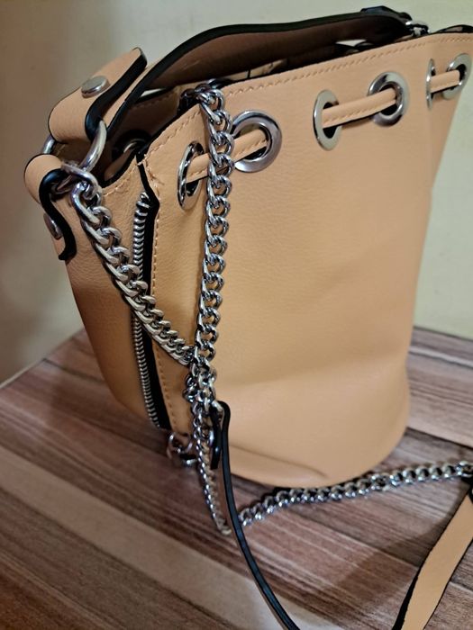 Дамска чанта на ZARA