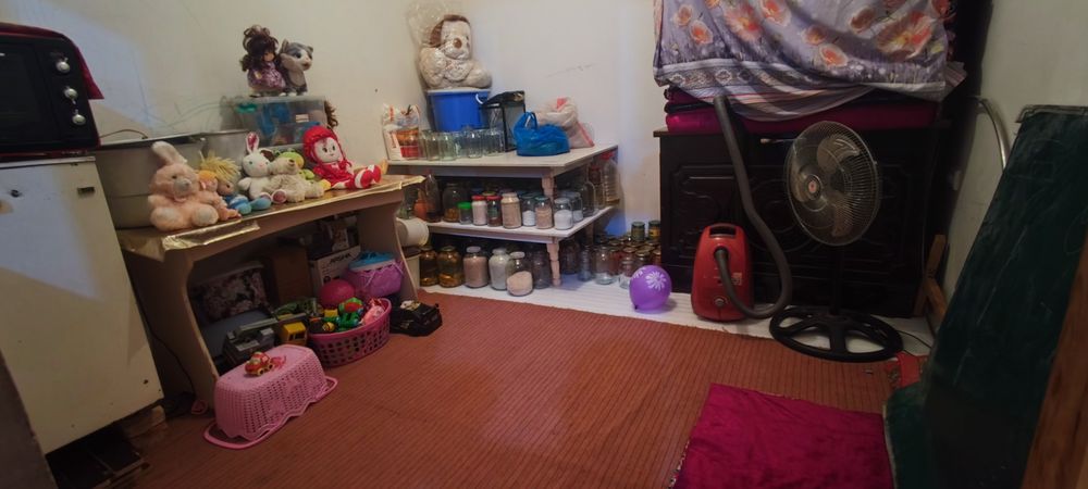 Zudlik bilan sotiladi