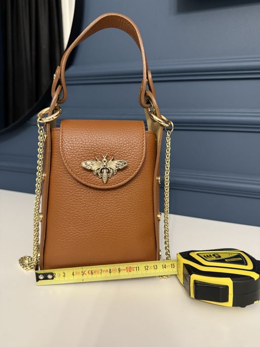 Малка дамска чантичка