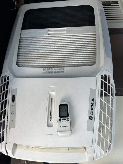 Климатик за Кемпер или Каравана Dometic FL2200