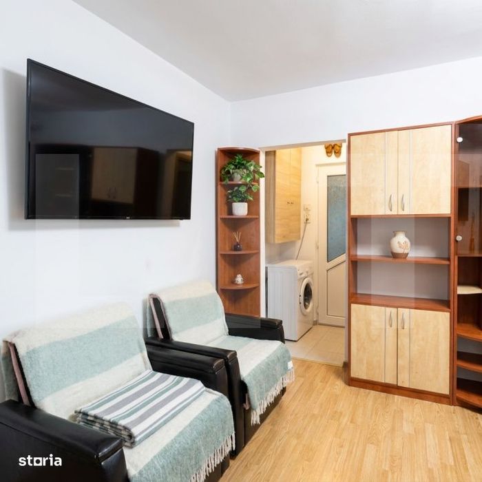 Apartament de 2 camere, parter,  zona Primaverii