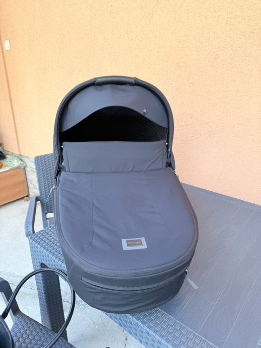 Кош за новороденo Priam Lux sepia black Cybex