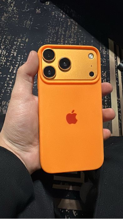 Продам айфон xr в корпусе 17 про